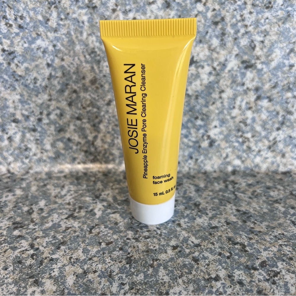 Josie Maran Pineapple Enzyme Pore Clearing Cleanser Foaming Face Wash 15 mL